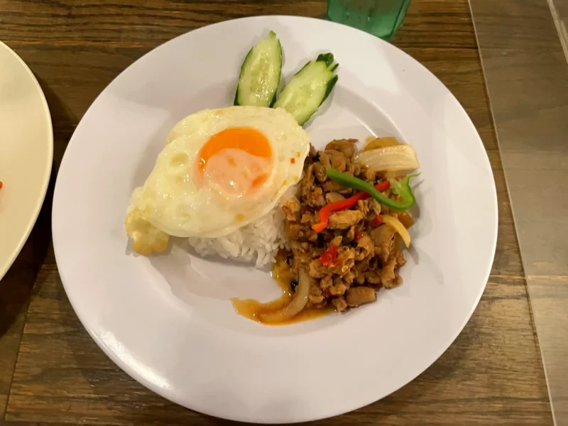 〆サバの食べ飲み歩き日記_新宿_スクンビット・ソイ 55_2
